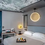 Louison Hotel