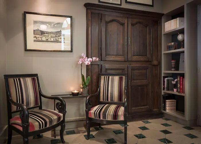 Louison Hotel