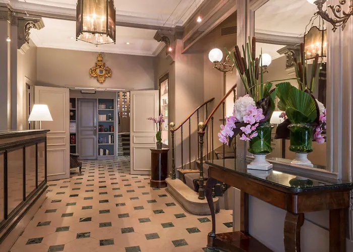 Louison Hotel