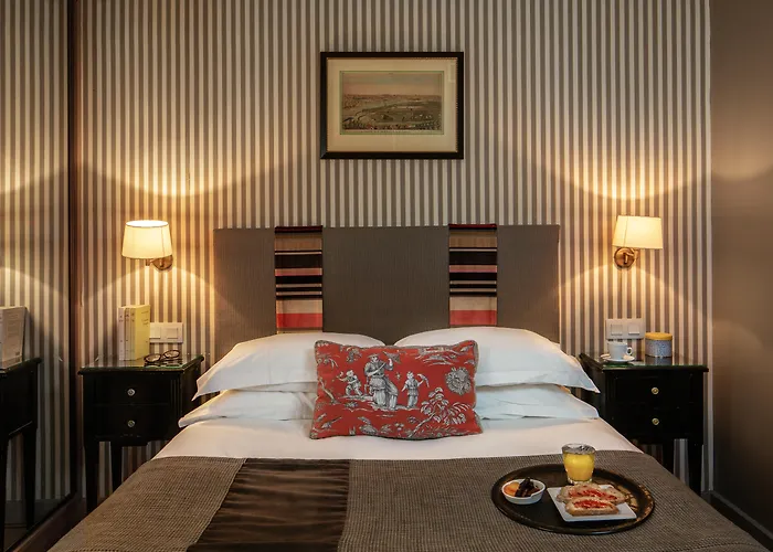 Louison 4* Parigi