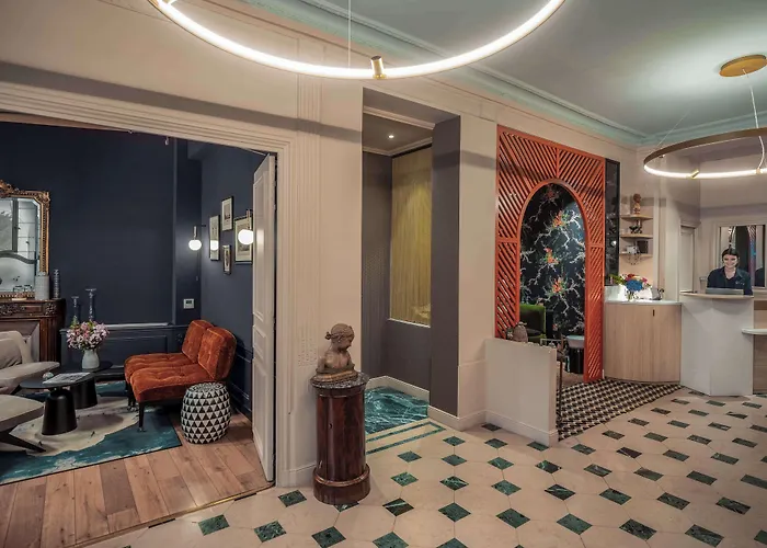 Louison 4* Parigi